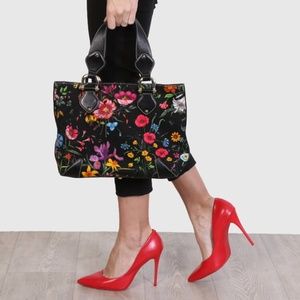 Gucci Flora Bouvier Hobo Bag- Black Canvas